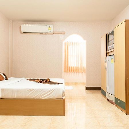 Pn Gold Resort Банг Саен Экстерьер фото