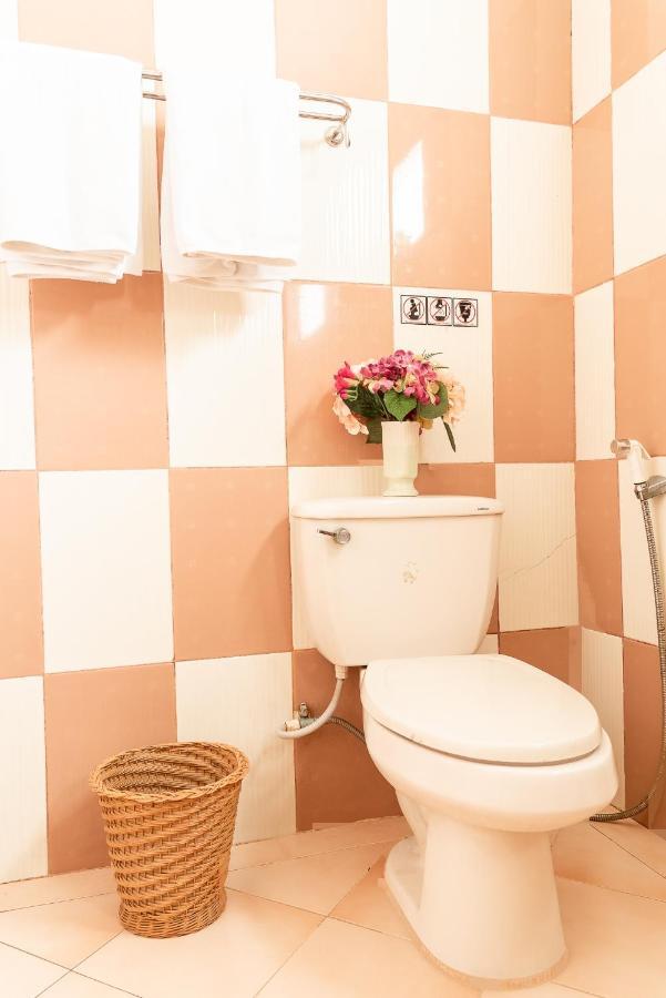 Pn Gold Resort Банг Саен Экстерьер фото