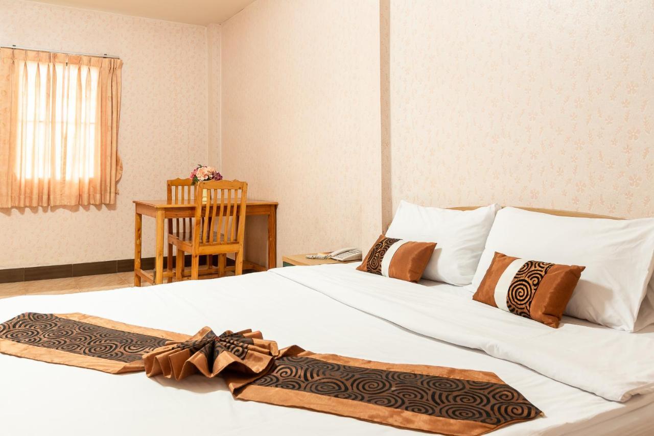 Pn Gold Resort Банг Саен Экстерьер фото