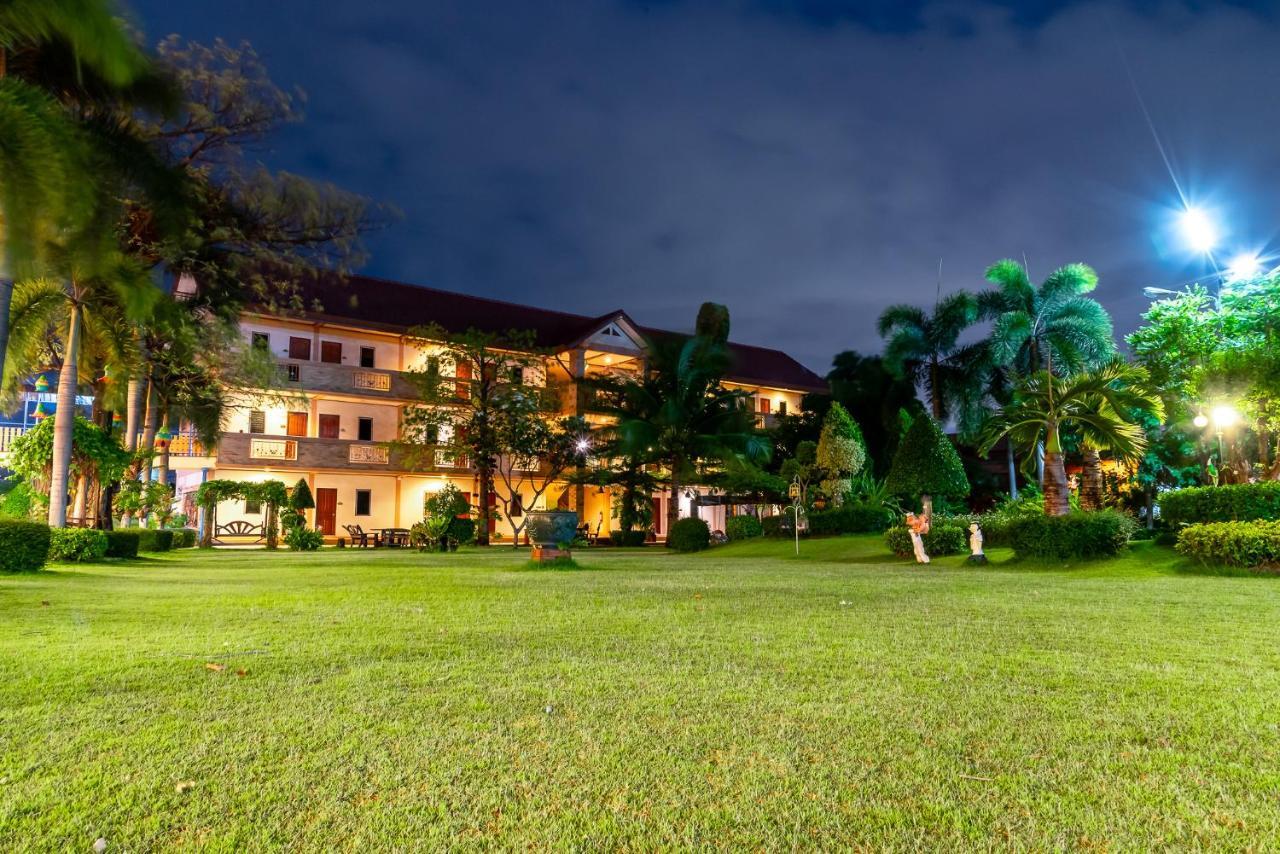 Pn Gold Resort Банг Саен Экстерьер фото